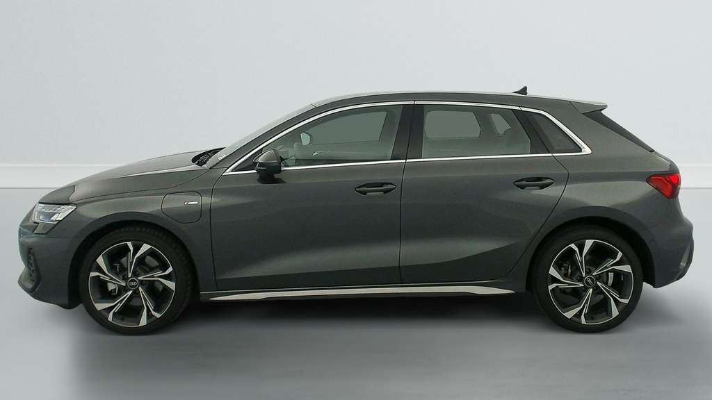 Audi A3 SPORTBACK TFSI e Hybride rechargeable 204 S tronic 6 S line