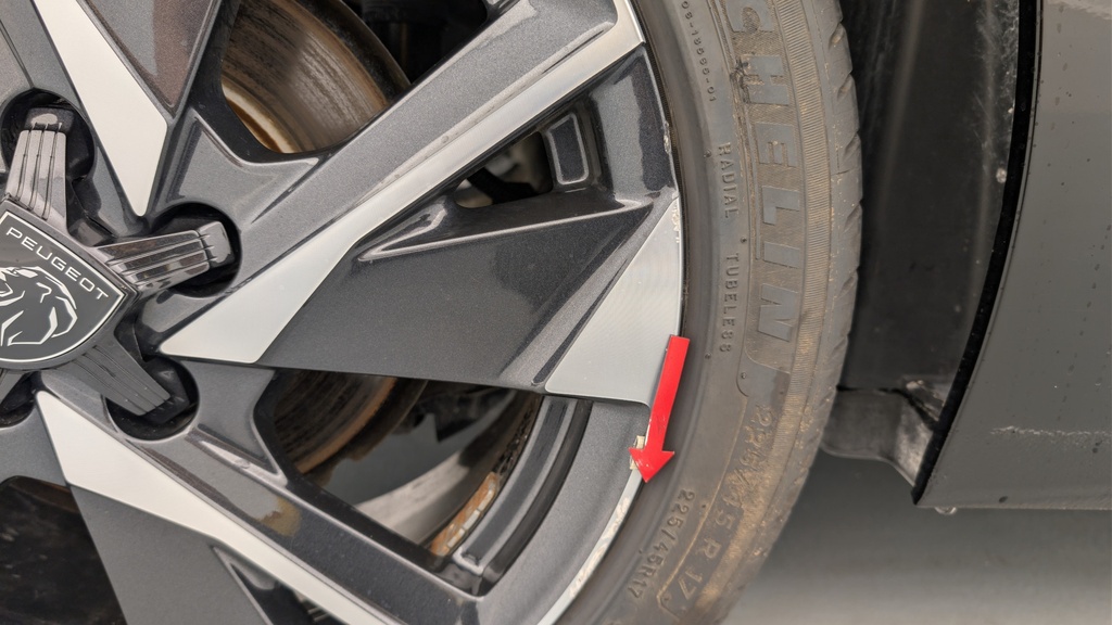Peugeot 308 Hybrid 145 e-DCS6 Allure