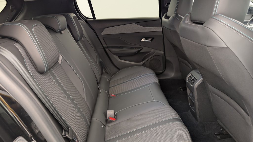 Peugeot 308 Hybrid 145 e-DCS6 Allure