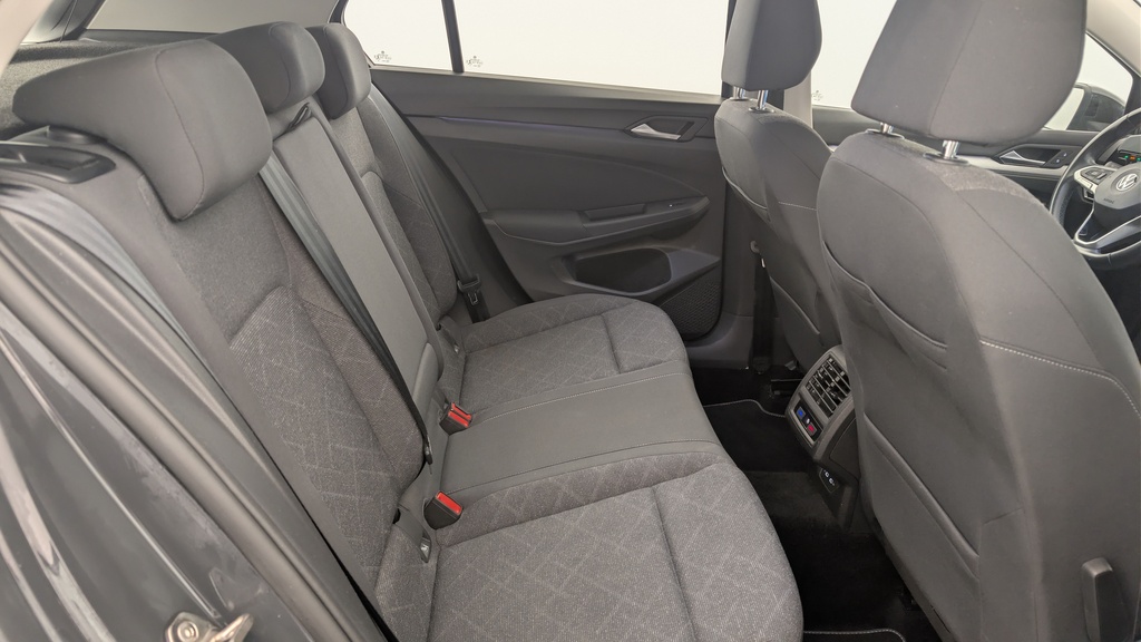 Volkswagen GOLF 8 1.0 TSI OPF 110 BVM6 LIFE