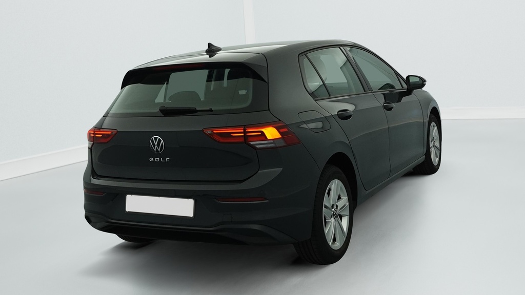 Volkswagen GOLF 8 1.0 TSI OPF 110 BVM6 LIFE