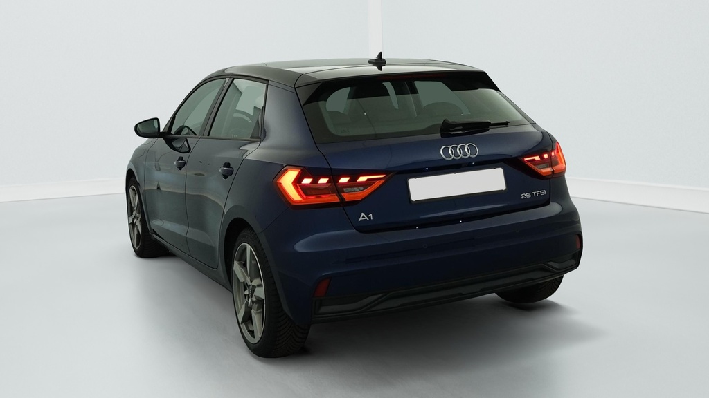 Audi A1 Sportback 25 TFSI 95 CH S TRONIC 7 ADVANCED 2