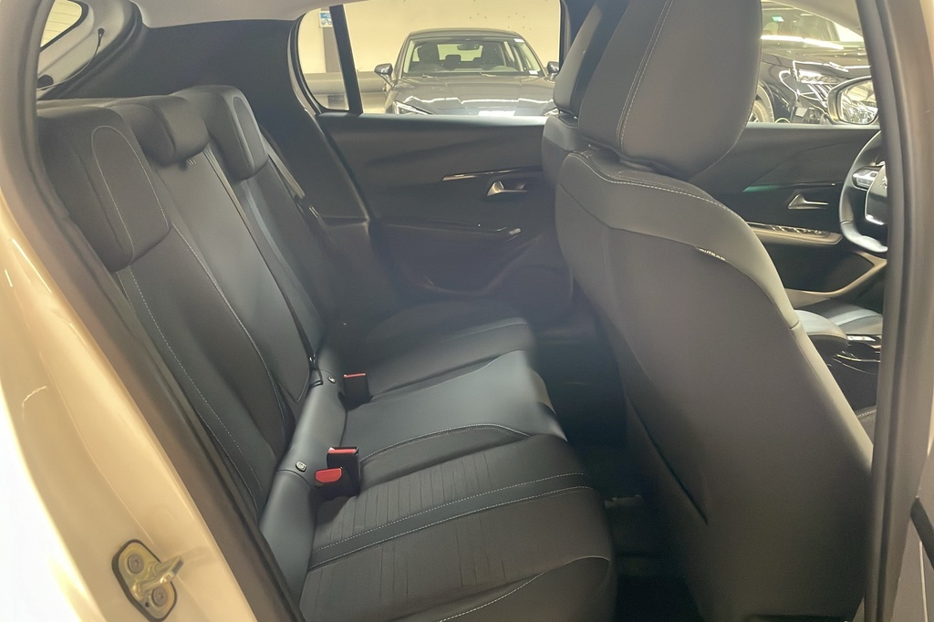 Peugeot 208 BlueHDi 100 S&S BVM6 Allure Pack