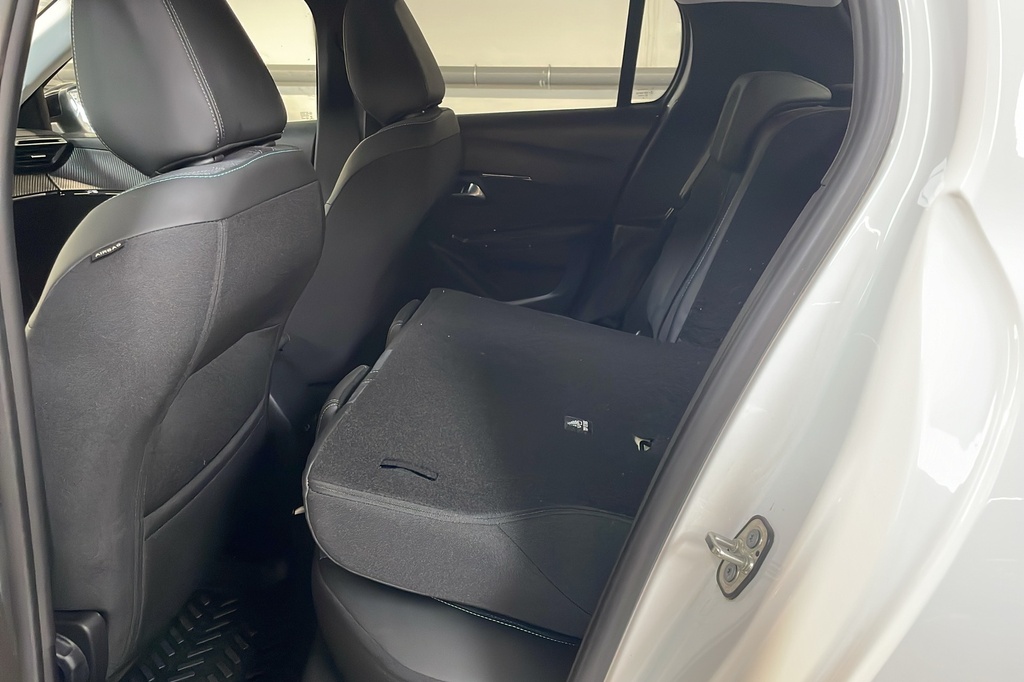 Peugeot 208 BlueHDi 100 S&S BVM6 Allure Pack