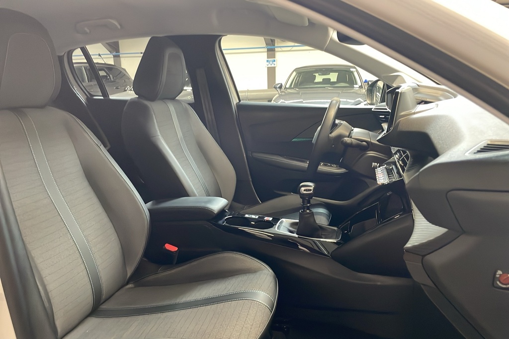 Peugeot 208 BlueHDi 100 S&S BVM6 Allure Pack