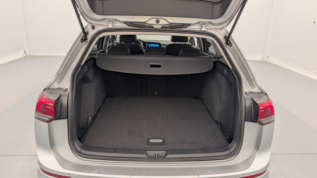 Volkswagen GOLF 8 SW 2.0 TDI SCR 115 BVM6 LIFE
