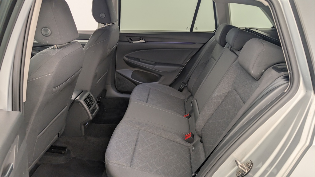 Volkswagen GOLF 8 SW 2.0 TDI SCR 115 BVM6 LIFE