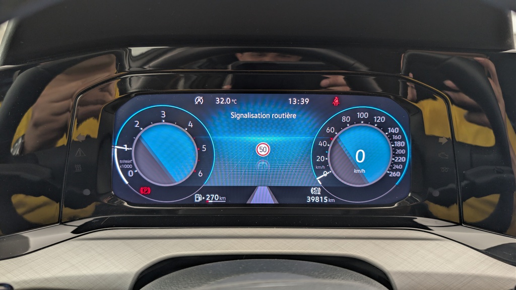 Volkswagen GOLF 8 SW 2.0 TDI SCR 115 BVM6 LIFE