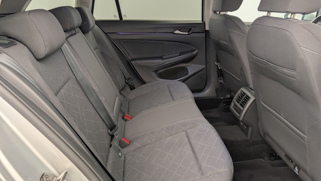 Volkswagen GOLF 8 SW 2.0 TDI SCR 115 BVM6 LIFE
