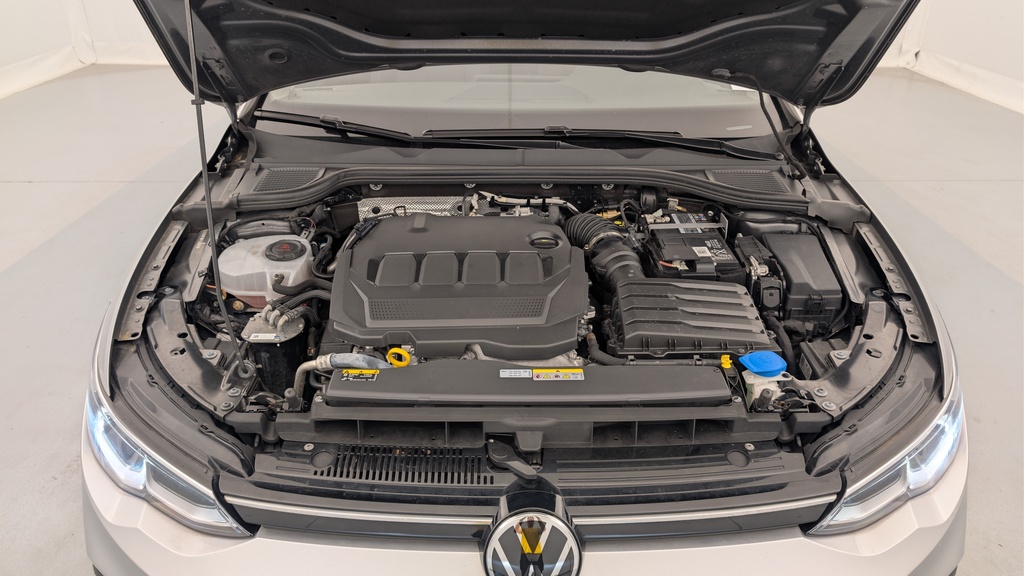 Volkswagen GOLF 8 SW 2.0 TDI SCR 115 BVM6 LIFE