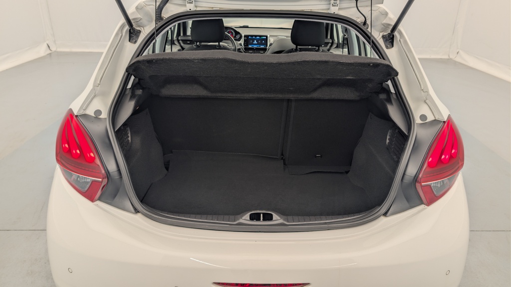 Peugeot 208 PURETECH 82CH S&S BVM5 ACTIVE BUSINESS