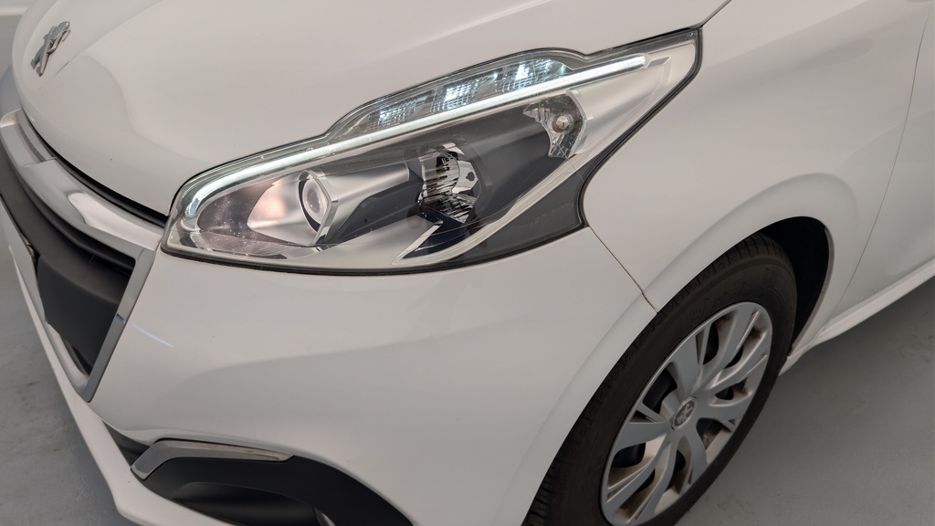 Peugeot 208 PURETECH 82CH S&S BVM5 ACTIVE BUSINESS