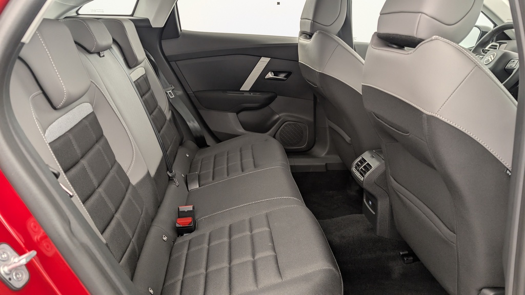 Citroen C4 Hybride 145 ch e-DCS6 Business