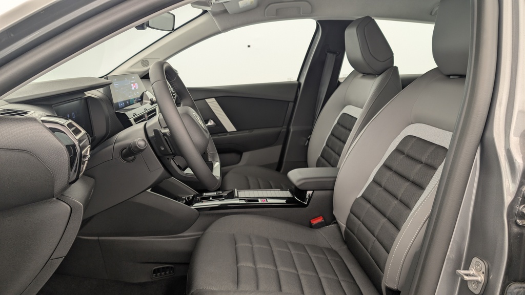 Citroen C4 Hybride 145 ch e-DCS6 Plus