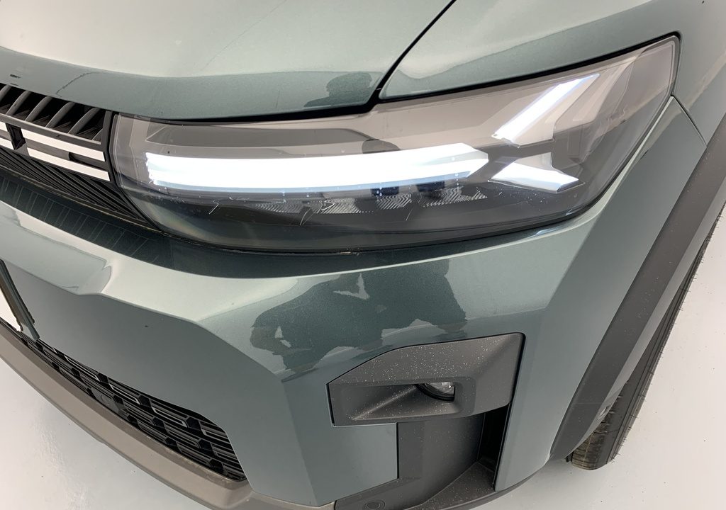 Dacia BIGSTER HYBRID 155 Expression