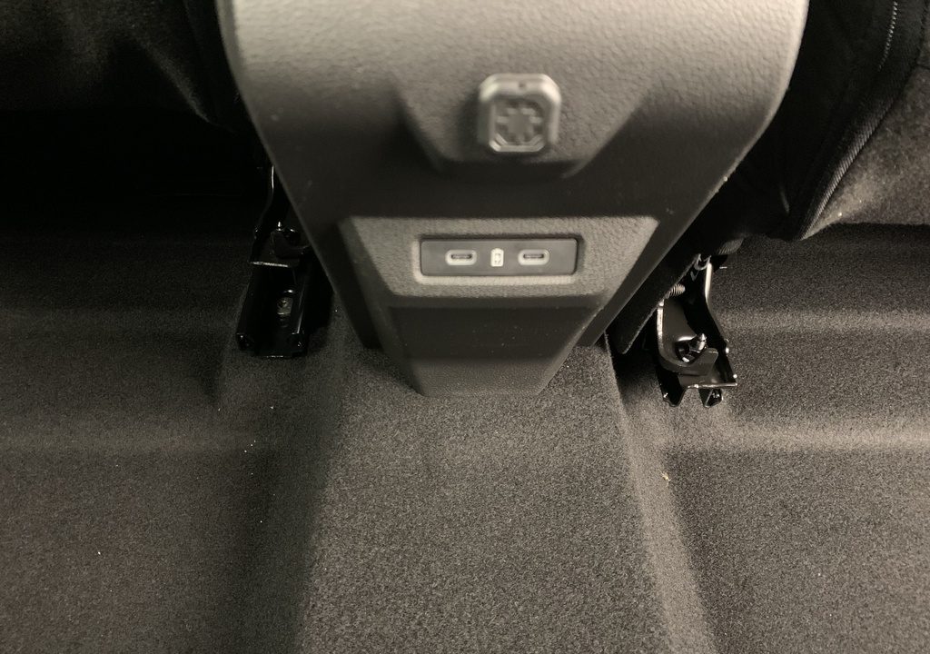 Dacia BIGSTER HYBRID 155 Expression