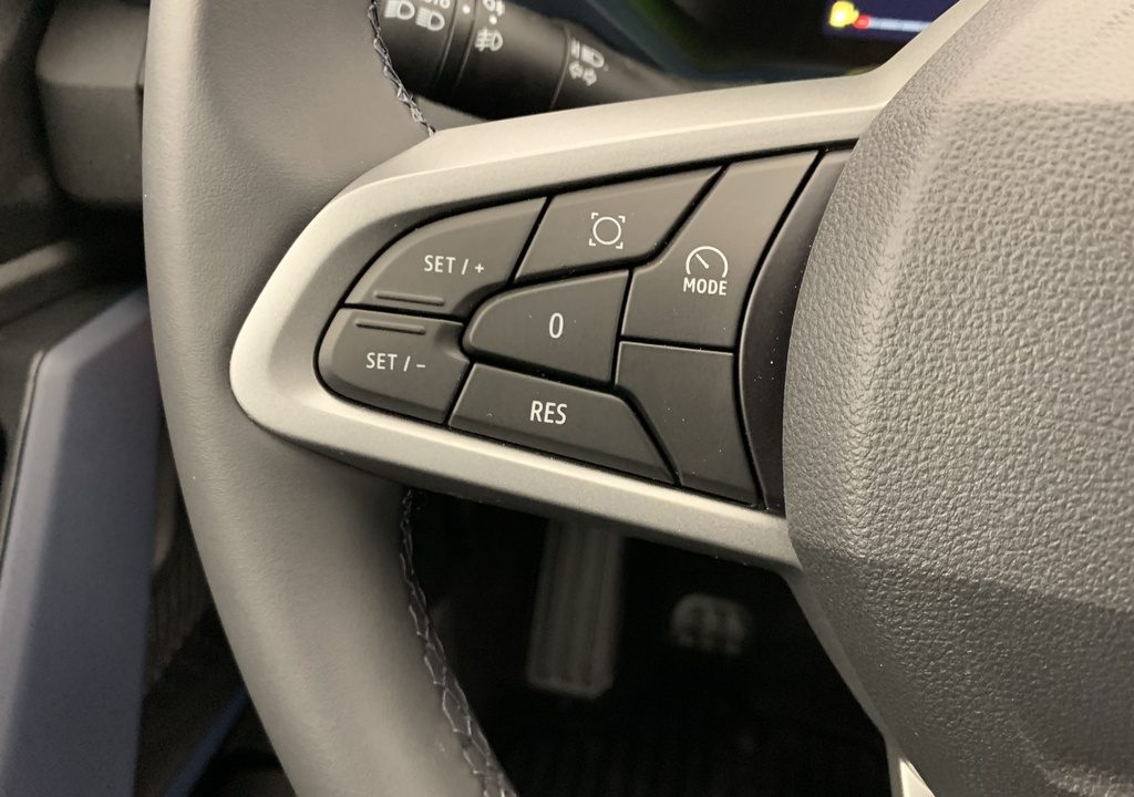 Dacia BIGSTER HYBRID 155 Expression