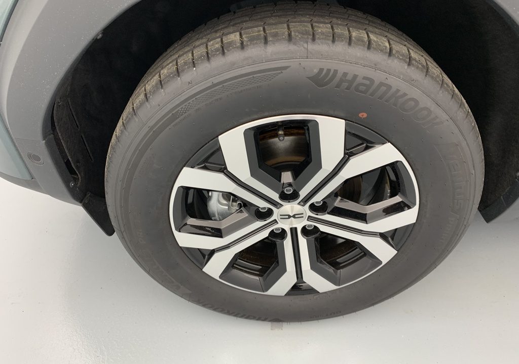 Dacia BIGSTER HYBRID 155 Expression
