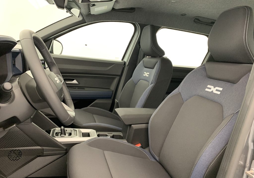Dacia BIGSTER HYBRID 155 Expression