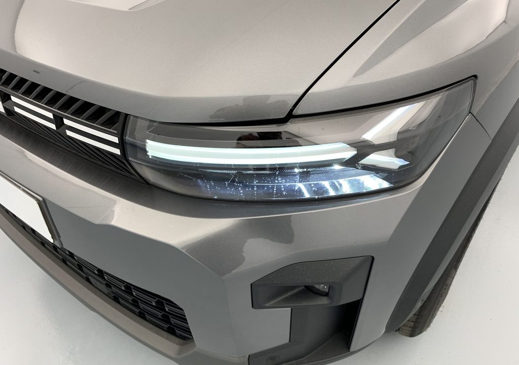Dacia BIGSTER HYBRID 155 Expression