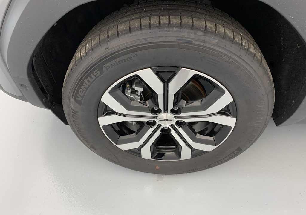 Dacia BIGSTER HYBRID 155 Expression