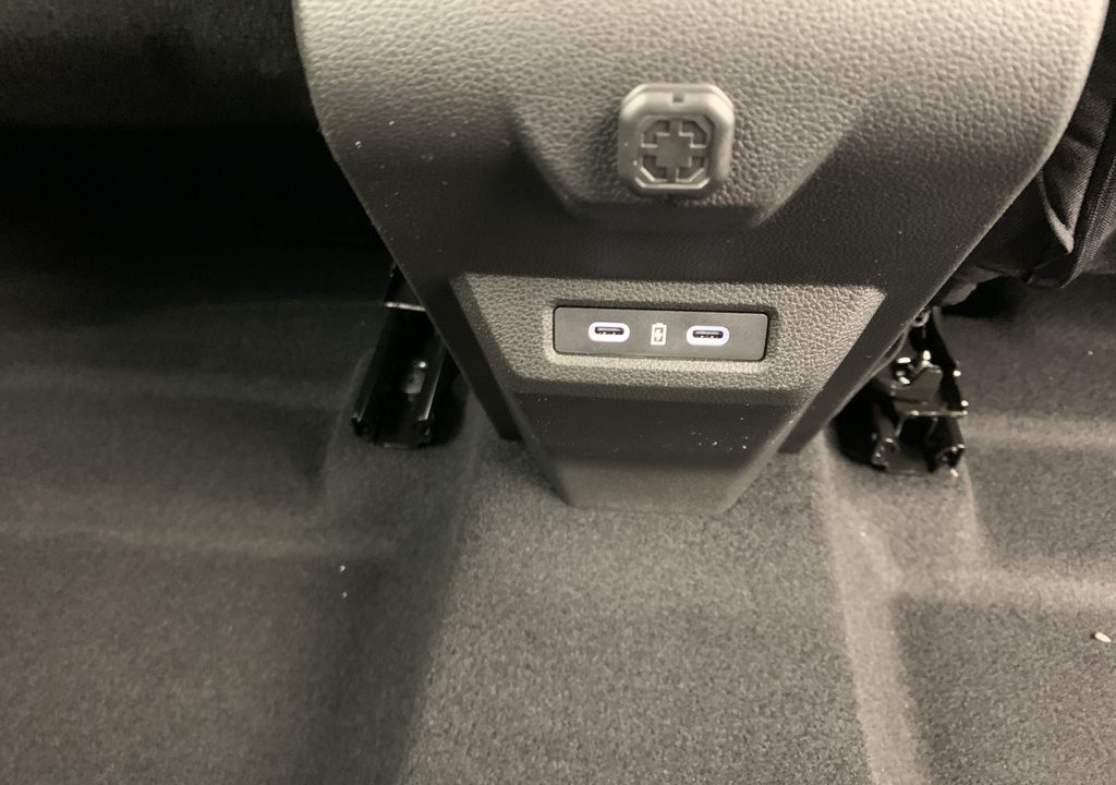 Dacia BIGSTER HYBRID 155 Expression