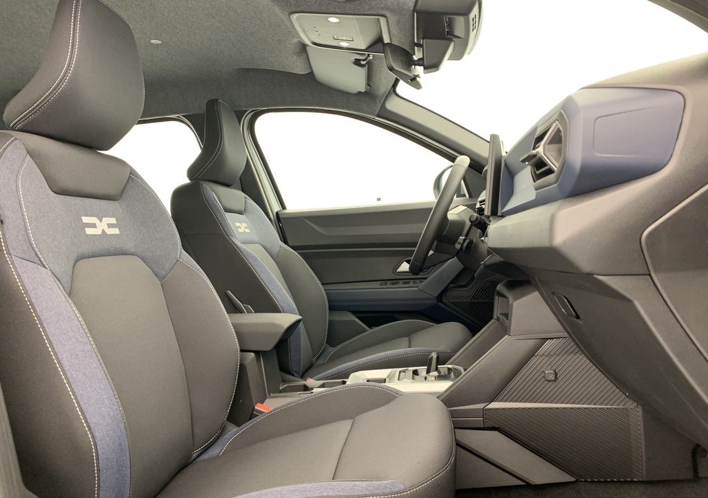 Dacia BIGSTER HYBRID 155 Expression