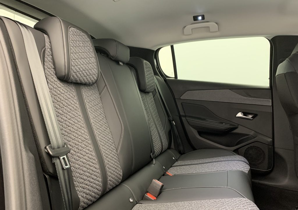 Peugeot 308 NOUVELLE BLUEHDI 130CH S&S EAT8 ALLURE