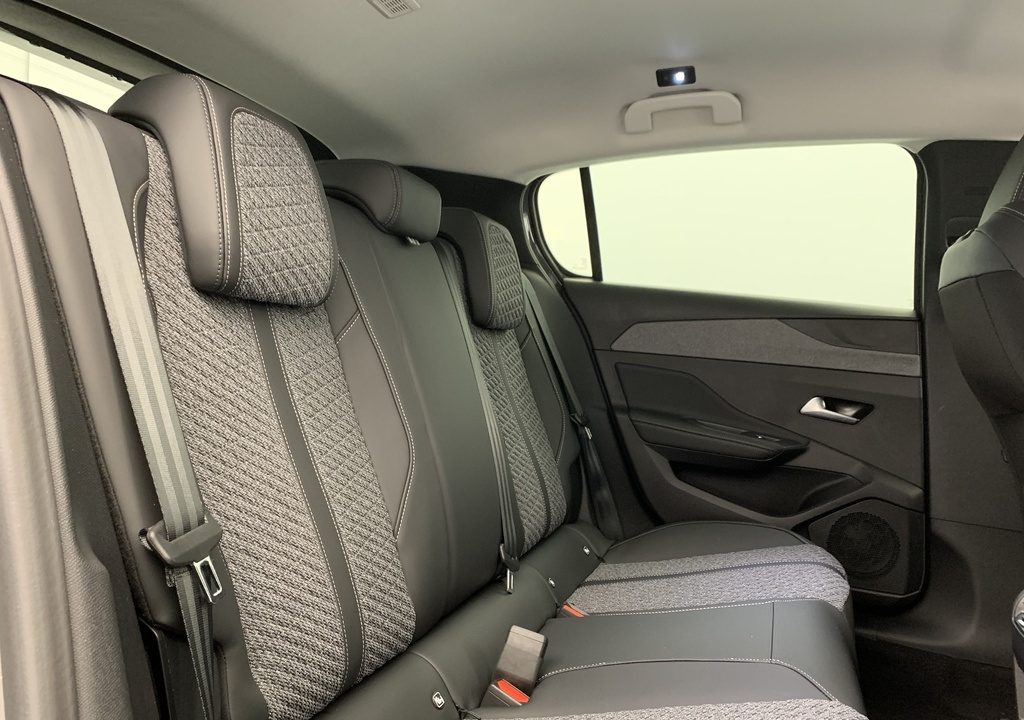 Peugeot 308 NOUVELLE BLUEHDI 130CH S&S EAT8 ALLURE