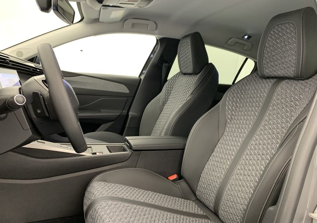 Peugeot 308 NOUVELLE BLUEHDI 130CH S&S EAT8 ALLURE