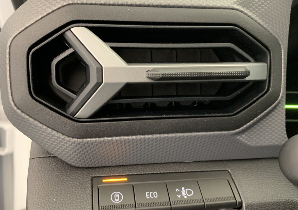 Dacia DUSTER Mild Hybrid 140 Journey