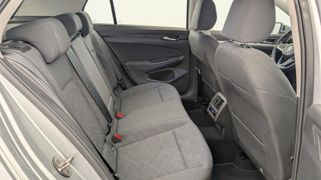 Volkswagen GOLF 8 1.5 ETSI OPF 130 DSG7 LIFE BUSINESS