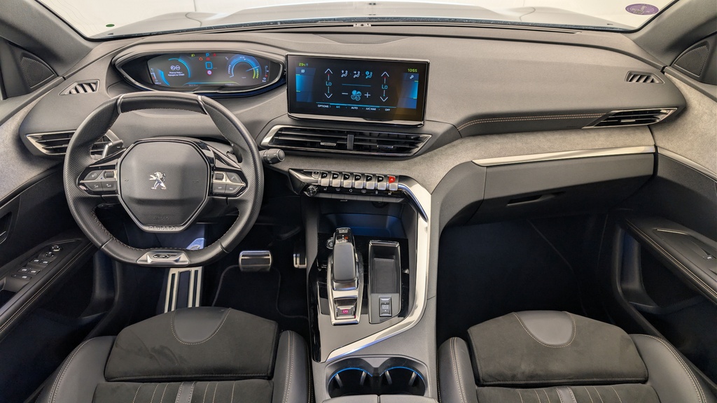 Peugeot 3008 Hybrid 225 e-EAT8 GT