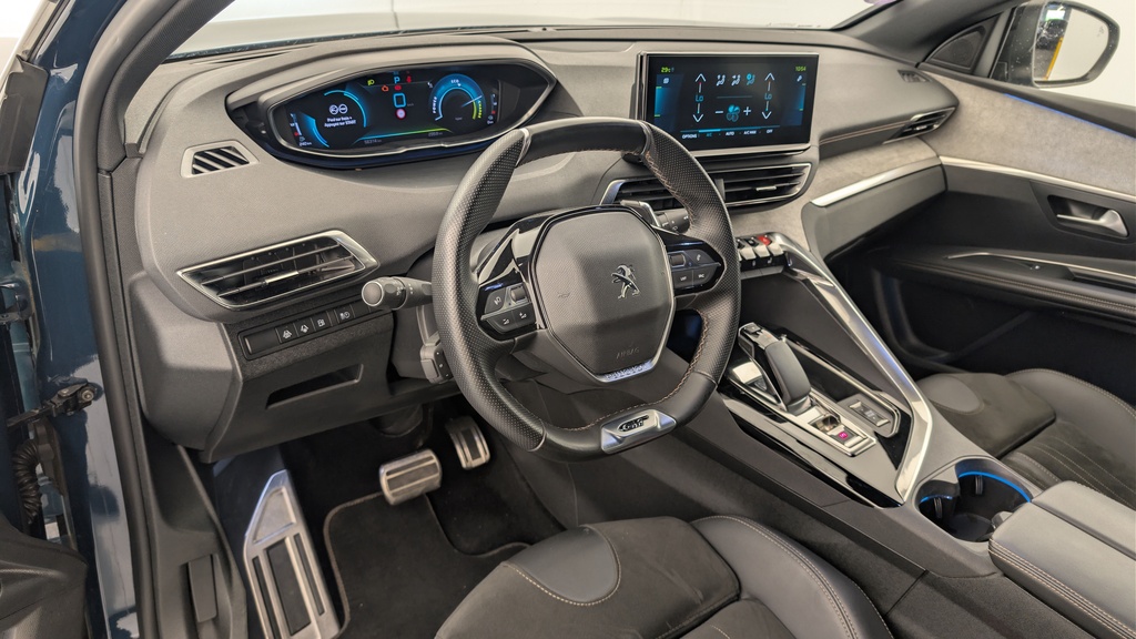 Peugeot 3008 Hybrid 225 e-EAT8 GT