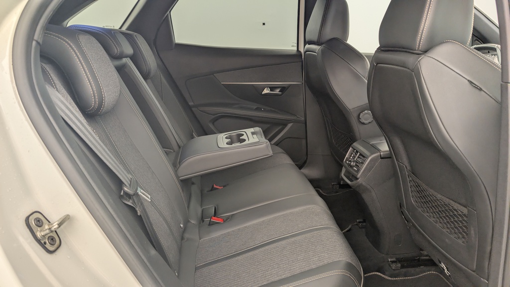 Peugeot 3008 PURETECH 130CH S&S EAT8 GT LINE