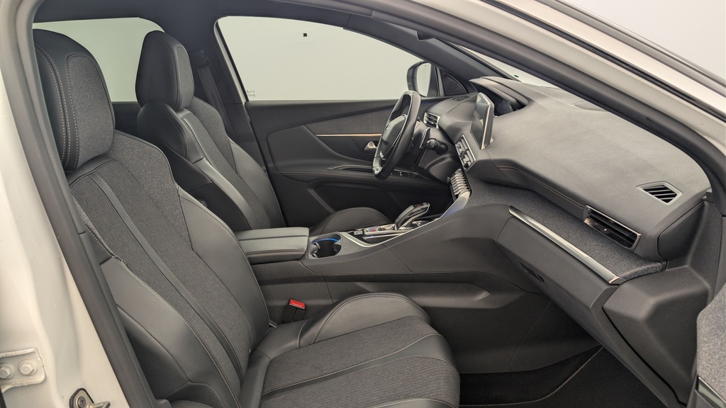 Peugeot 3008 PURETECH 130CH S&S EAT8 GT LINE