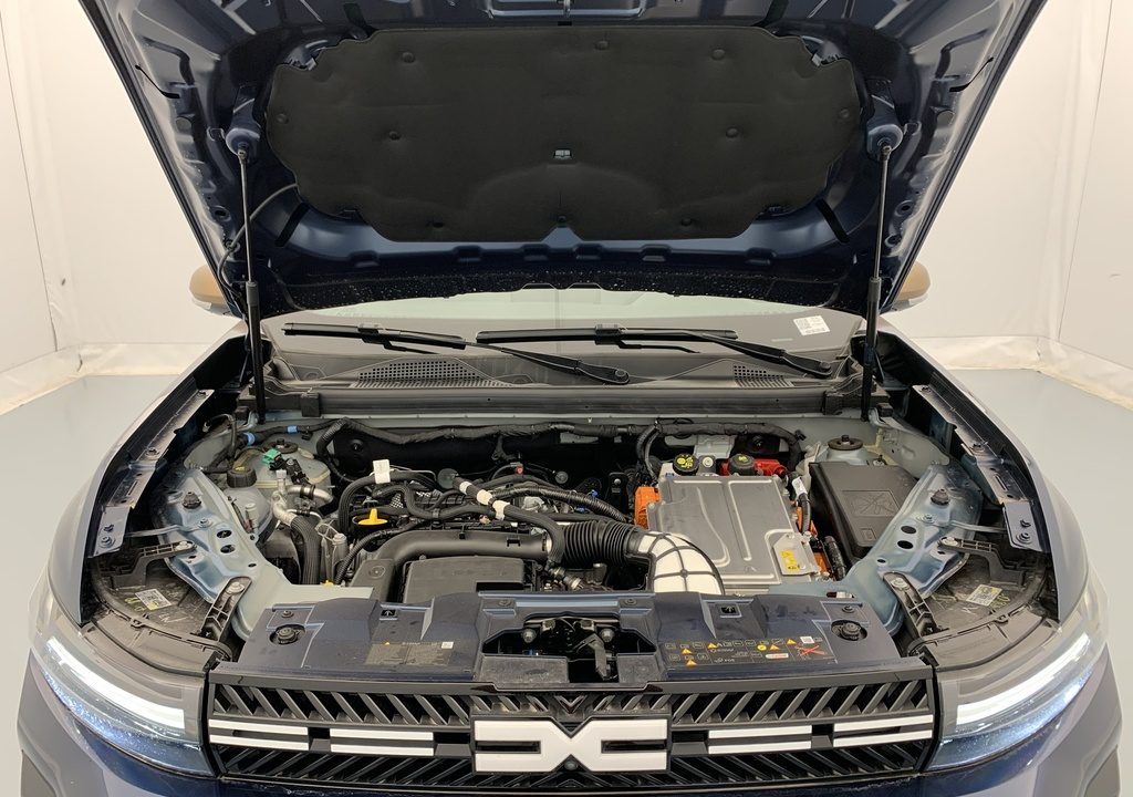 Dacia BIGSTER HYBRID 155 Extreme