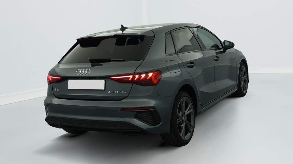 Audi A3 SPORTBACK 40 TFSIe 204 S Tronic 6 S Line