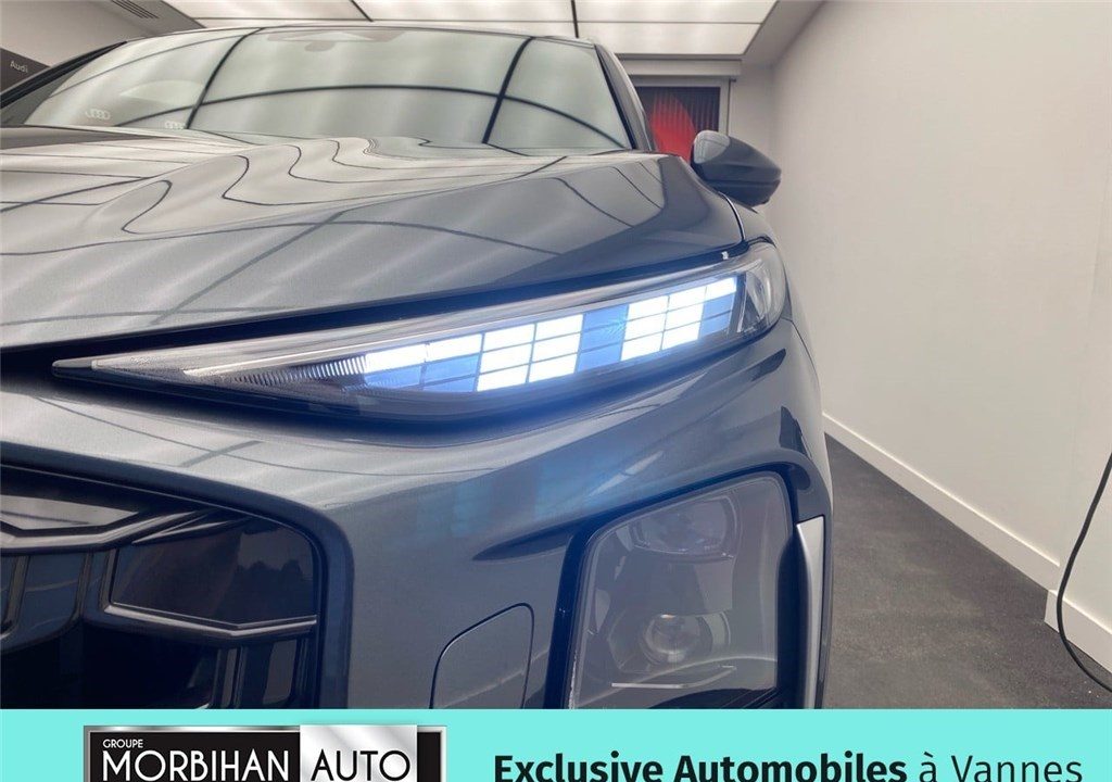 AUDI Q3 HYBRIDE Q3 e-hybrid 272 ch S tronic 6