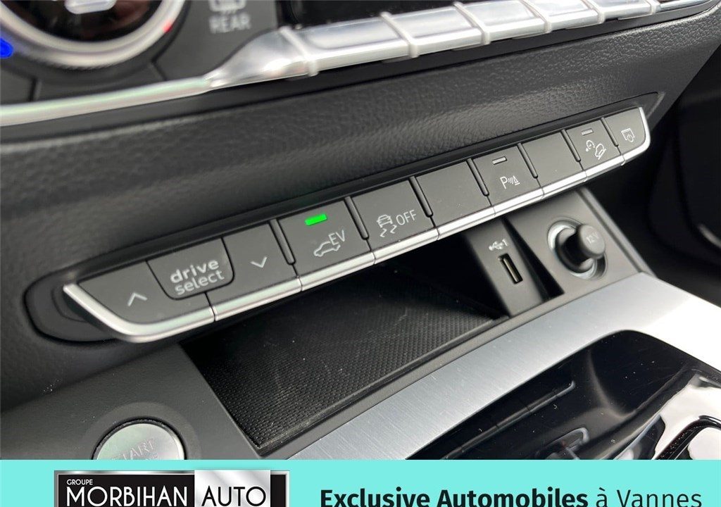 AUDI Q5 55 TFSIE 367 S TRONIC 7 QUATTRO