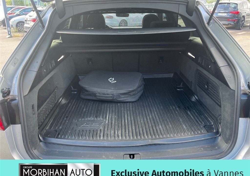 AUDI A6 AVANT 55 TFSIE 367 CH S TRONIC 7 QUATTRO