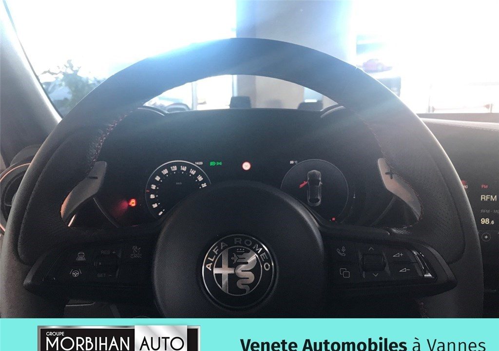 ALFA ROMEO Giulia MY23 2.2 Diesel 210ch AT8 Q4 COMP 2.2 210 CH AT8 Q4