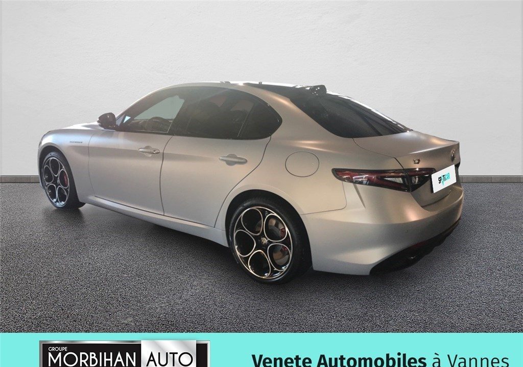 ALFA ROMEO Giulia MY23 2.2 Diesel 210ch AT8 Q4 COMP 2.2 210 CH AT8 Q4
