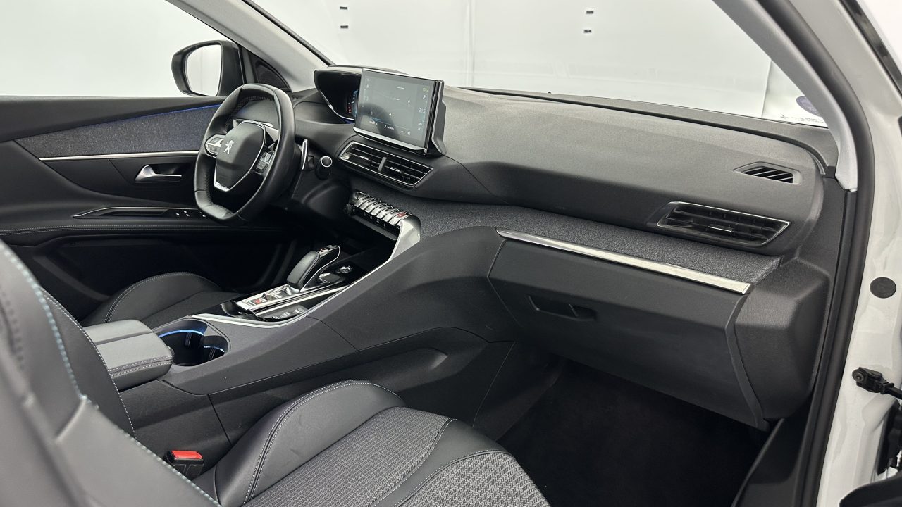 Peugeot 3008 II 1.6 Hybrid 225ch Allure Pack e-EAT8