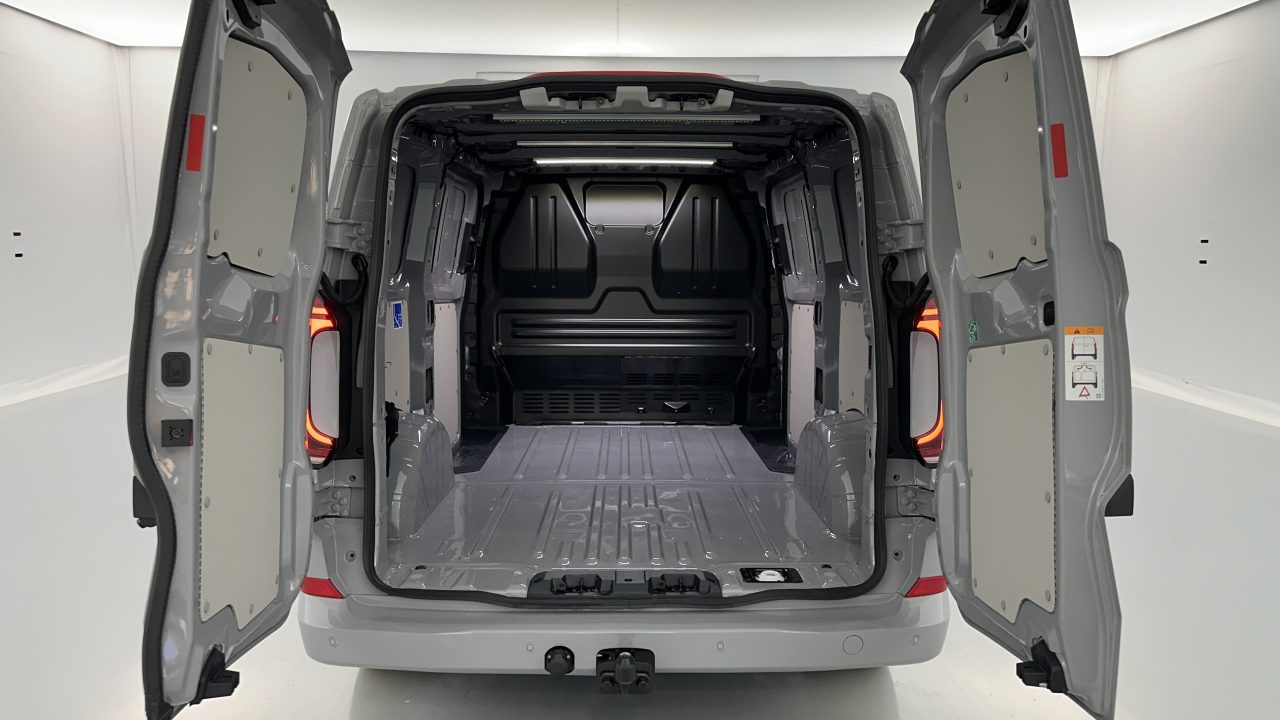 Volkswagen TRANSPORTER T7 L1H1 2.0 TDI 150ch Business BVA8