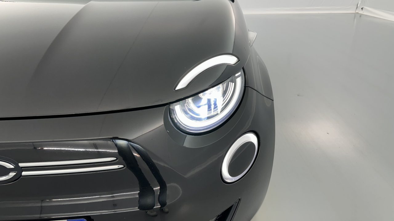 Fiat 500e 87kW Icône 118ch