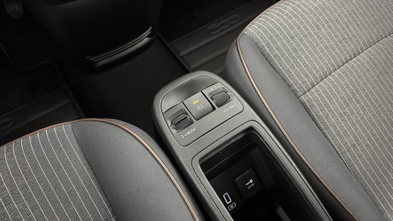 Fiat 500e 87kW Icône 118ch