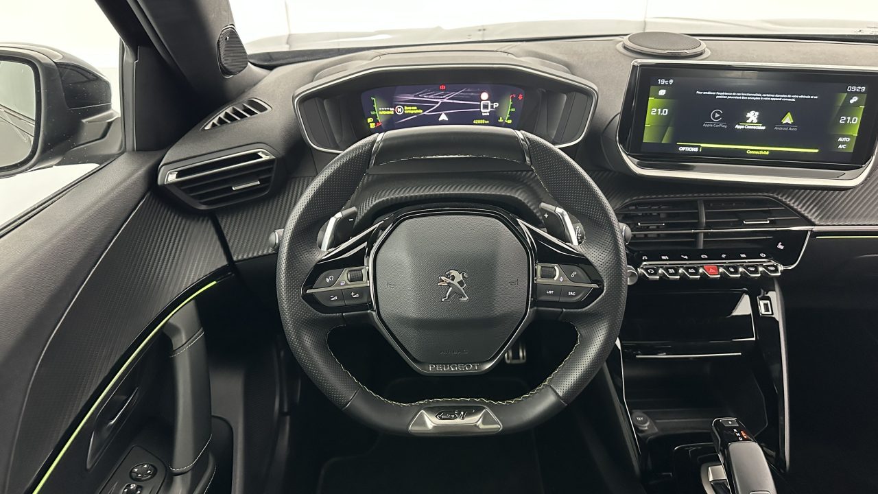 Peugeot 2008 II 1.2 PureTech 130ch GT EAT8
