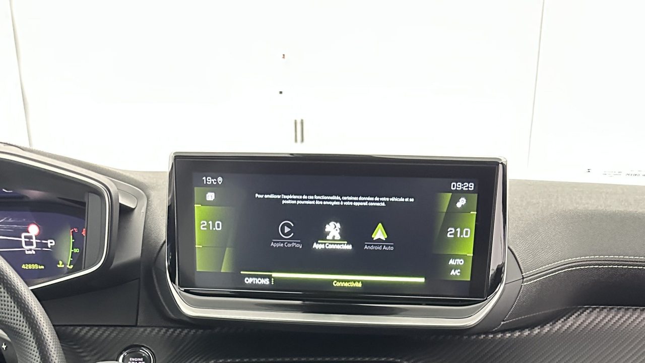 Peugeot 2008 II 1.2 PureTech 130ch GT EAT8