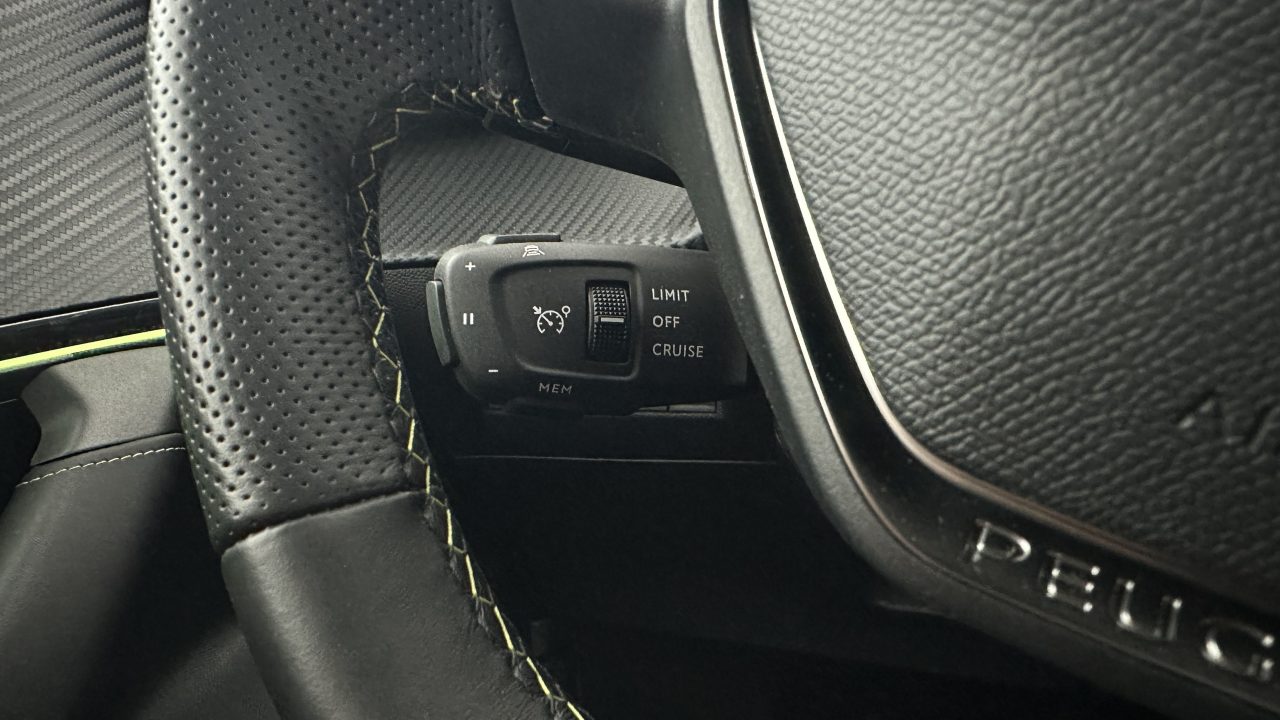 Peugeot 2008 II 1.2 PureTech 130ch GT EAT8